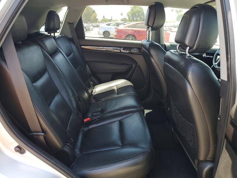 Photo 11 from auction – 2011 KIA SORENTO with VIN 5XYKU4A28BG023768