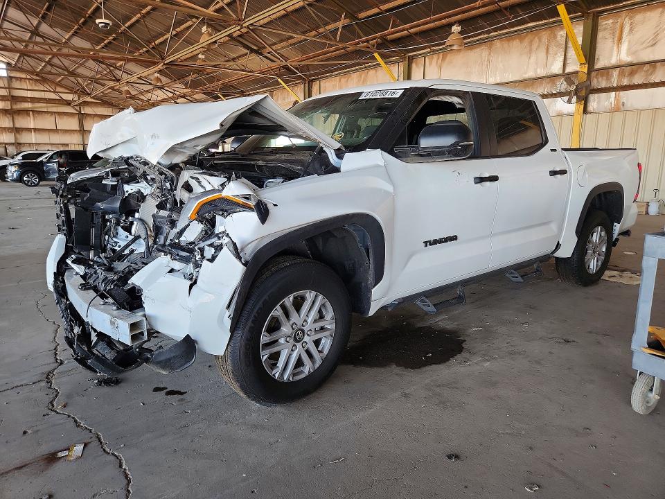 TOYOTA TUNDRA 2026 with VIN 5TFLA5DB2TX424097 - Photo from auction