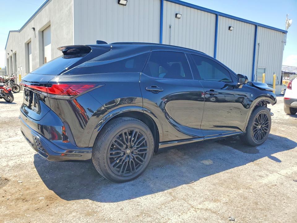 Photo 3 from auction – 2023 LEXUS RX with VIN 2T2BCMEA1PC003770