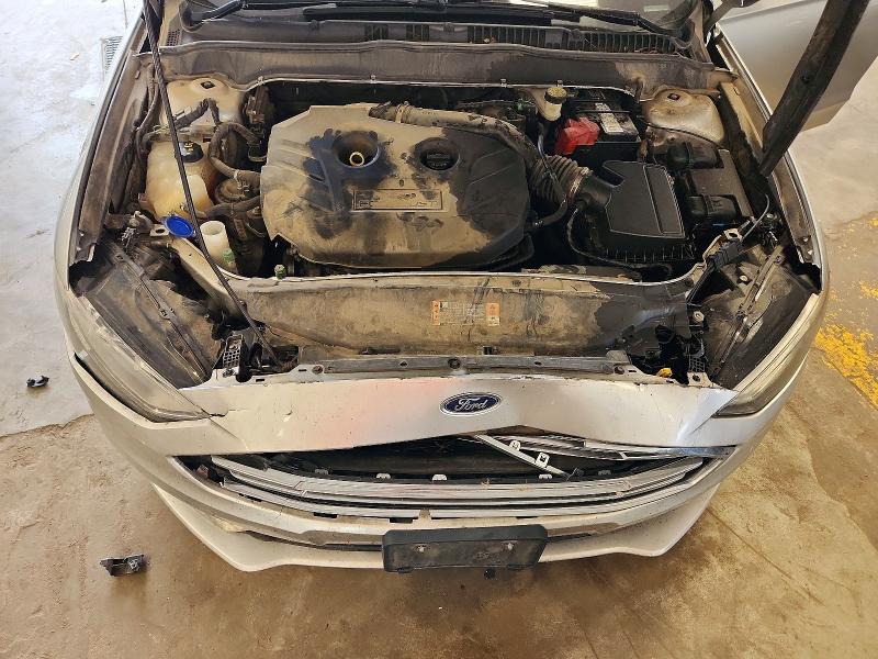 Photo 11 from auction – 2017 FORD FUSION with VIN 3FA6P0H97HR237787