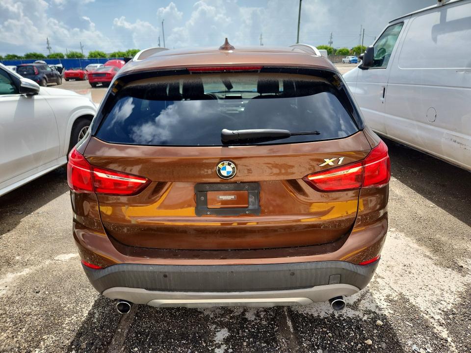Photo 6 from auction – 2017 BMW X1 with VIN WBXHT3C33H5F82651