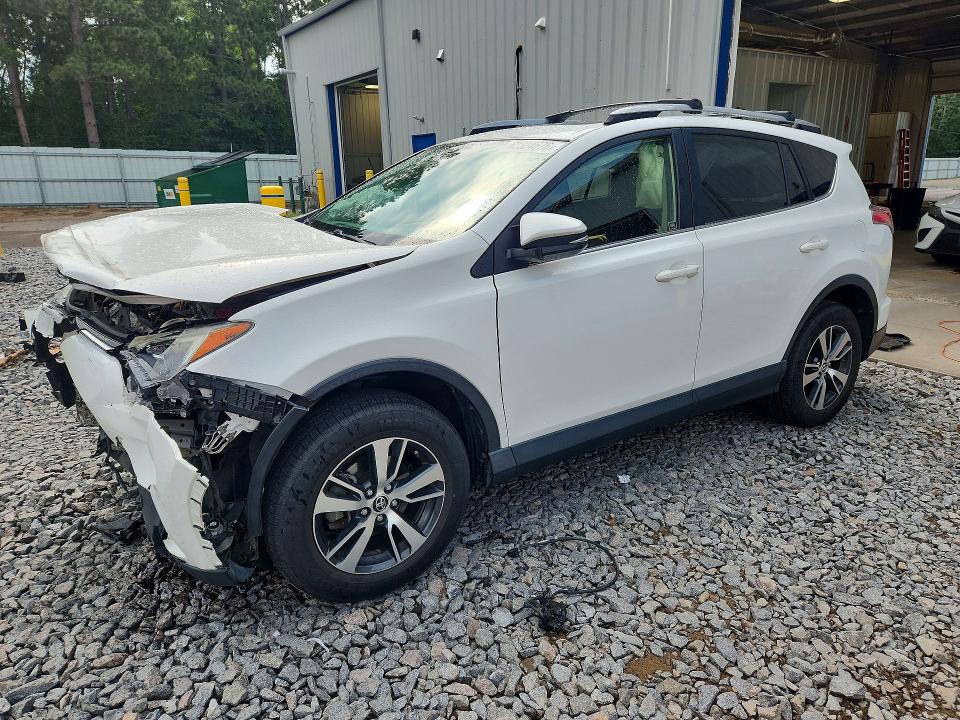 TOYOTA RAV4 2017 with VIN JTMWFREV5HJ705092 - Photo from auction