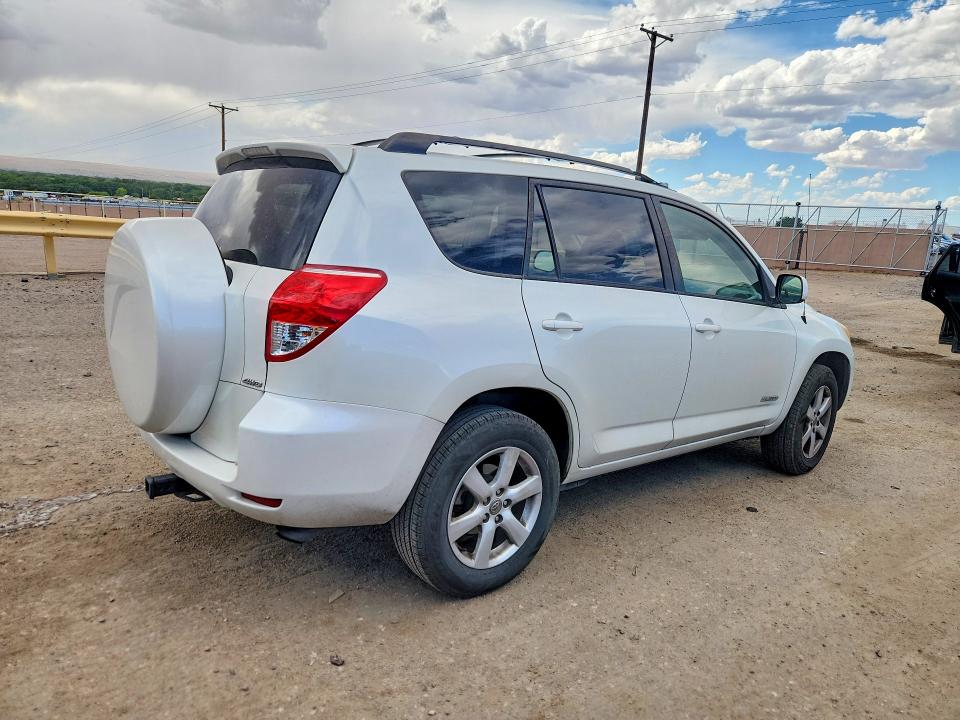 Photo 3 from auction – 2006 TOYOTA RAV4 with VIN JTMBD31V465021065