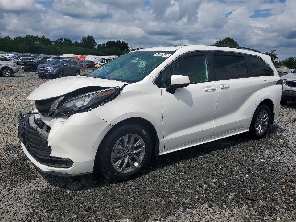 TOYOTA SIENNA 2025 with VIN 5TDBRKEC0SS285778 - Photo from auction