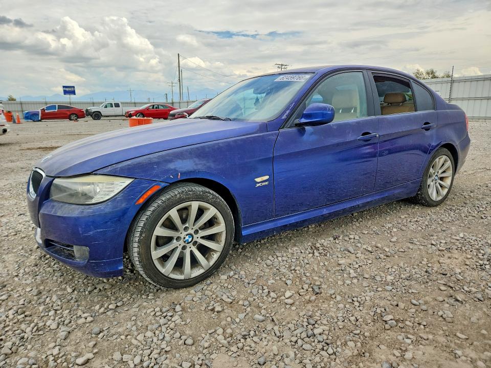 BMW 328 2011 with VIN WBAPK7C5XBA972756 - Photo from auction