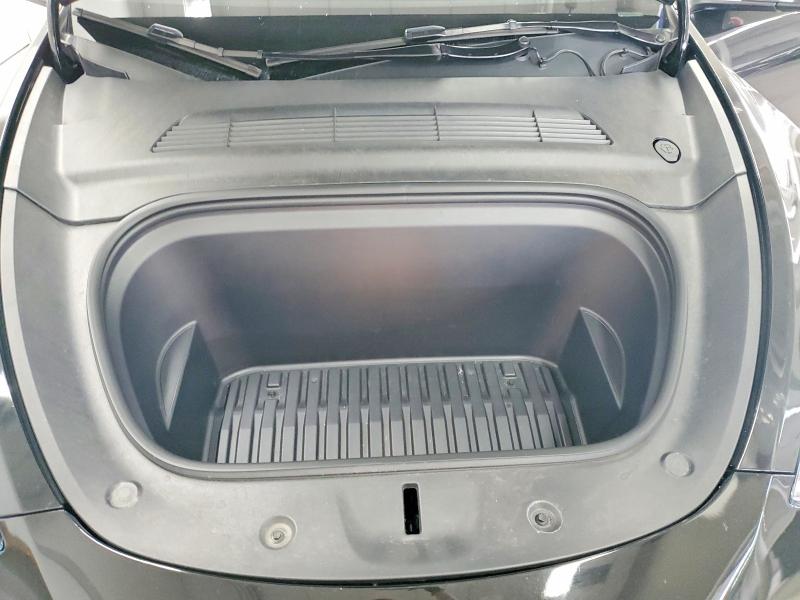 Photo 11 from auction – 2024 TESLA MODEL Y with VIN 7SAYGDEF7RF087397