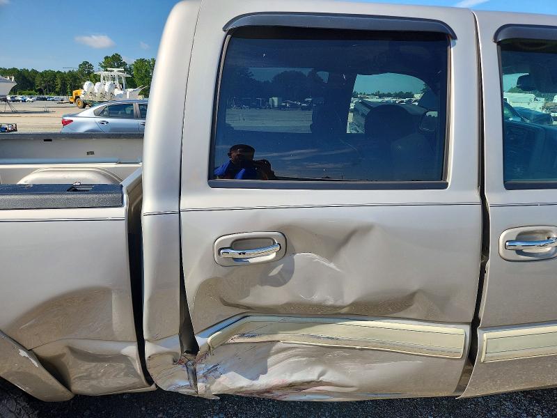 Photo 10 from auction – 2006 CHEVROLET SILVERADO with VIN 2GCEK13T961194259