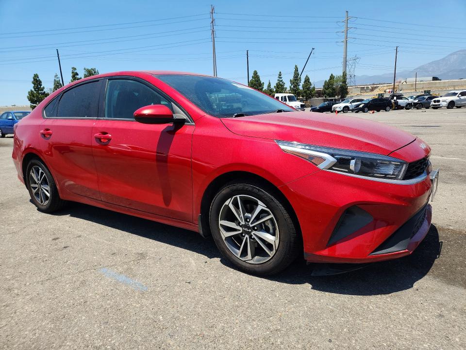 Photo 4 from auction – 2023 KIA FORTE with VIN 3KPF24AD8PE550125