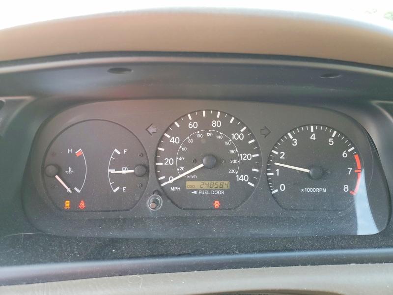 Photo 9 from auction – 2000 TOYOTA CAMRY with VIN 4T1BG22KXYU013725
