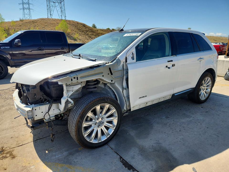 LINCOLN MKX 2011 with VIN 2LMDJ8JK2BBJ12300 - Photo from auction