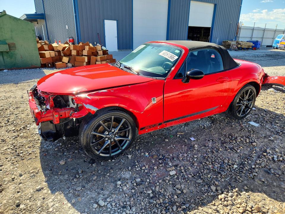 MAZDA MX-5 MIATA 2014 مع رقم تعريف المركبة JM1NC2LF3E0235086 - صورة من المزاد