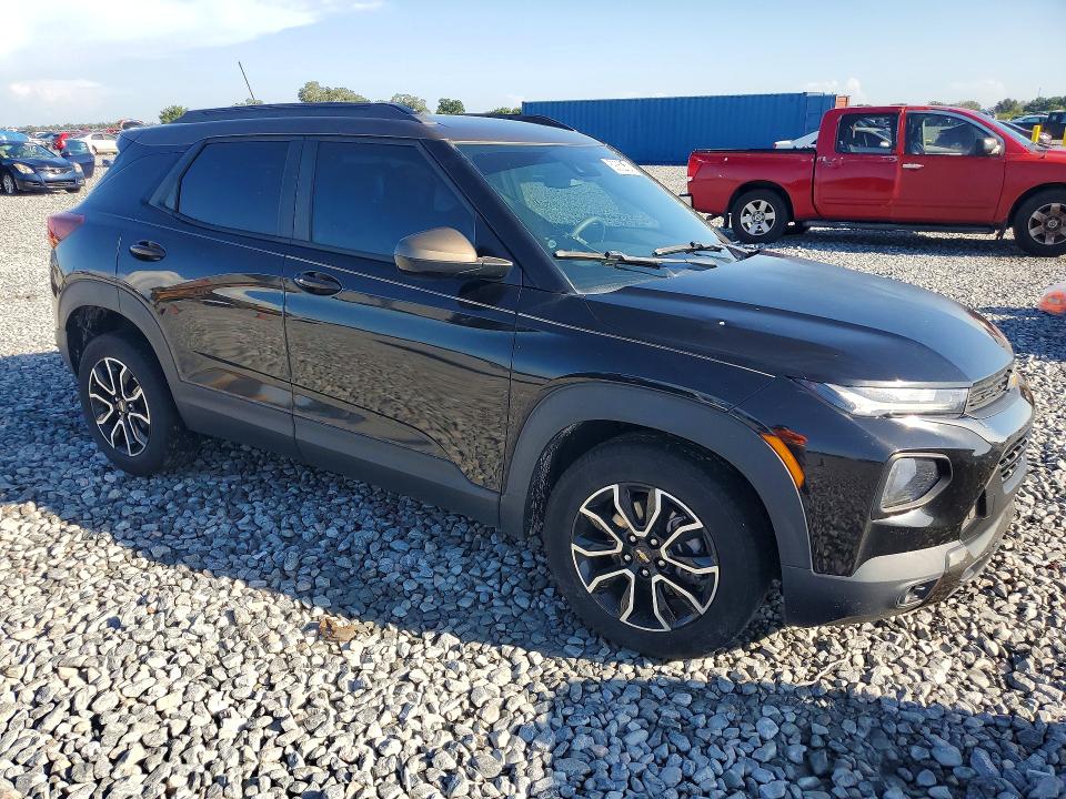 Photo 4 from auction – 2021 CHEVROLET TRAILBLAZER with VIN KL79MVSL3MB017933