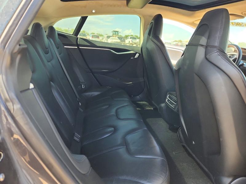 Photo 10 from auction – 2014 TESLA MODEL S with VIN 5YJSA1H16EFP53355