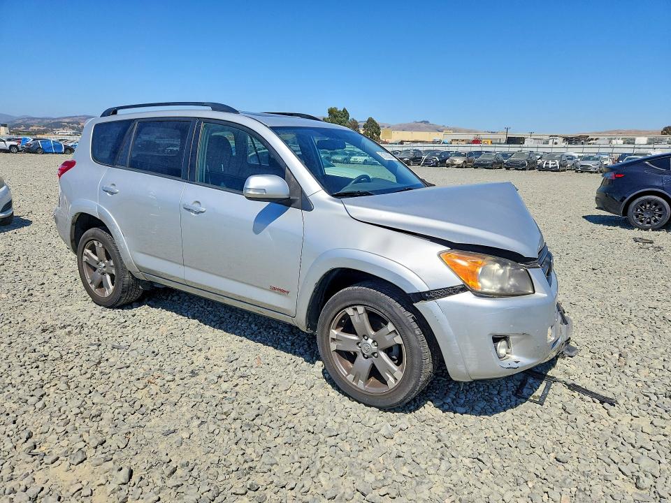 Photo 4 from auction – 2010 TOYOTA RAV4 with VIN JTMRK4DV7A5089133