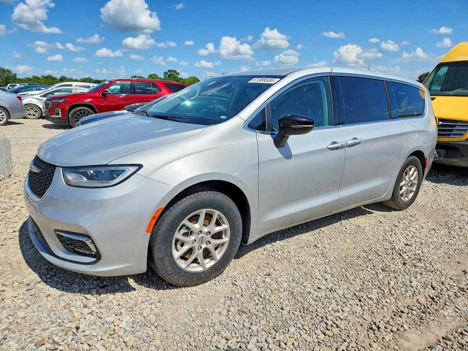 CHRY PACIFICA 2024 with VIN 2C4RC1BG2RR129570 - Photo from auction