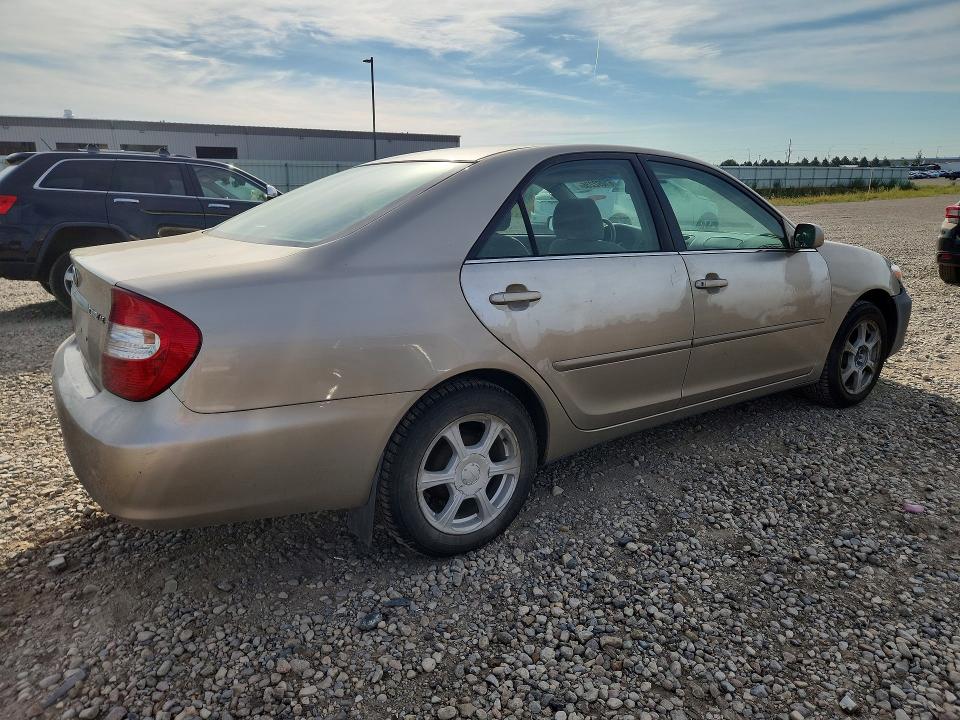 Photo 3 from auction – 2002 TOYOTA CAMRY with VIN 4T1BE32K12U072343