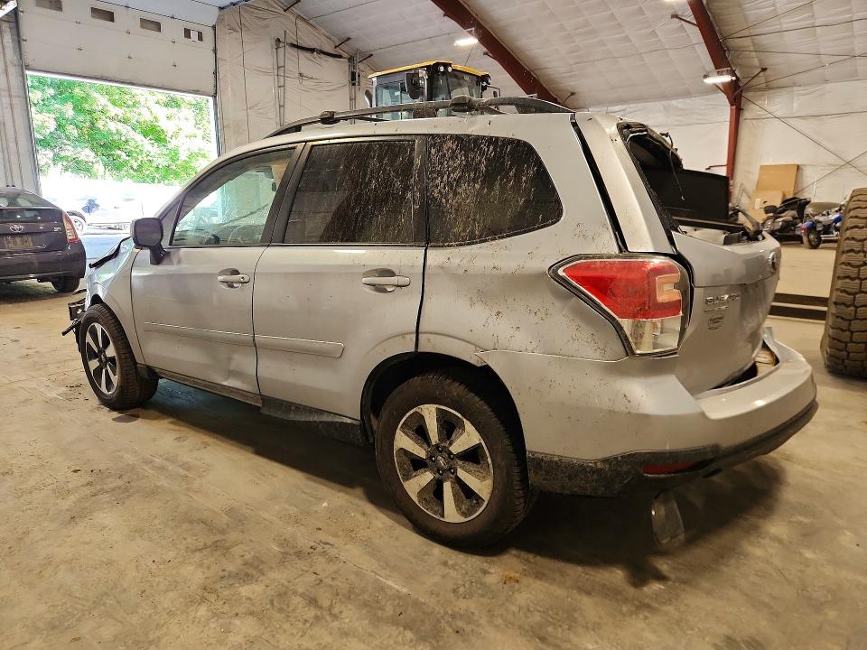 Photo 2 from auction – 2017 SUBARU FORESTER with VIN JF2SJAGC9HH499293