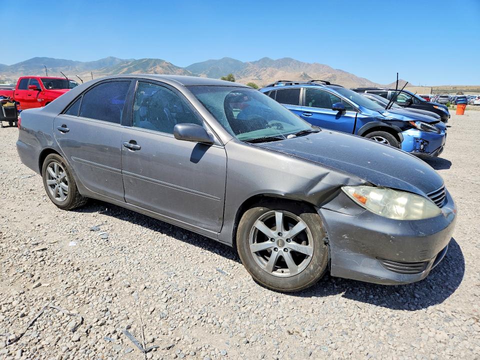 Photo 4 from auction – 2006 TOYOTA CAMRY with VIN 4T1BE30K56U685932