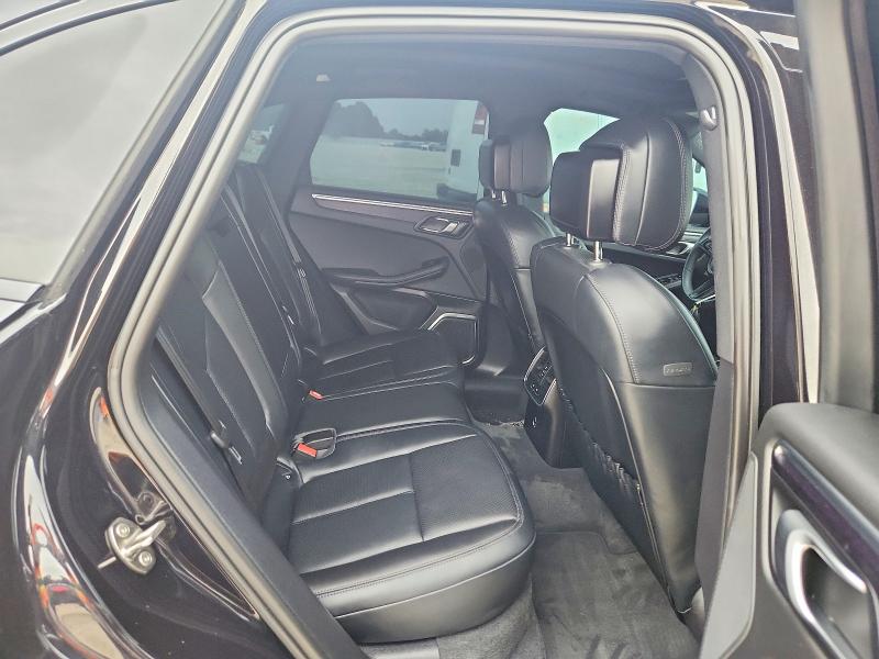 Photo 11 from auction – 2023 PORSCHE MACAN with VIN WP1AF2A52PLB55813