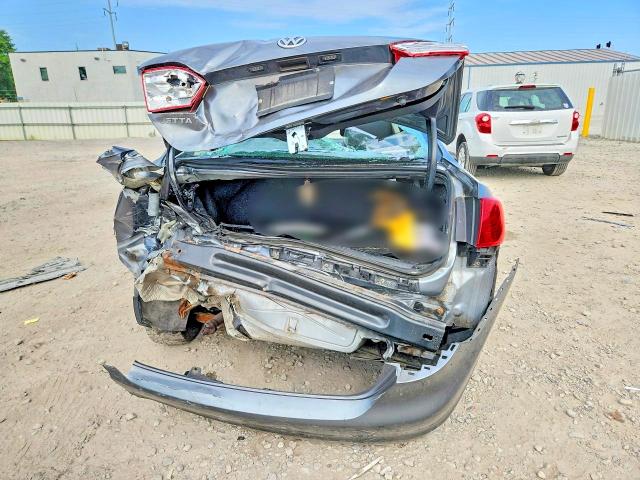 Photo 6 from auction – 2014 VOLKSWAGEN JETTA with VIN 3VW2K7AJ4EM241466