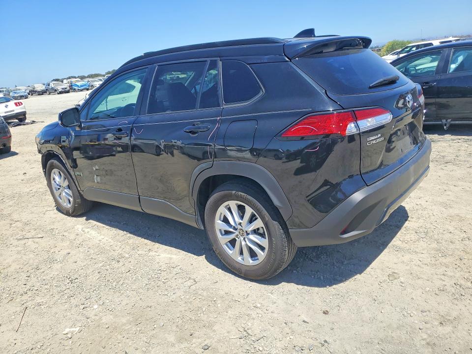 Photo 2 from auction – 2022 TOYOTA COROLLA CROSS with VIN 7MUCAABG5NV007045