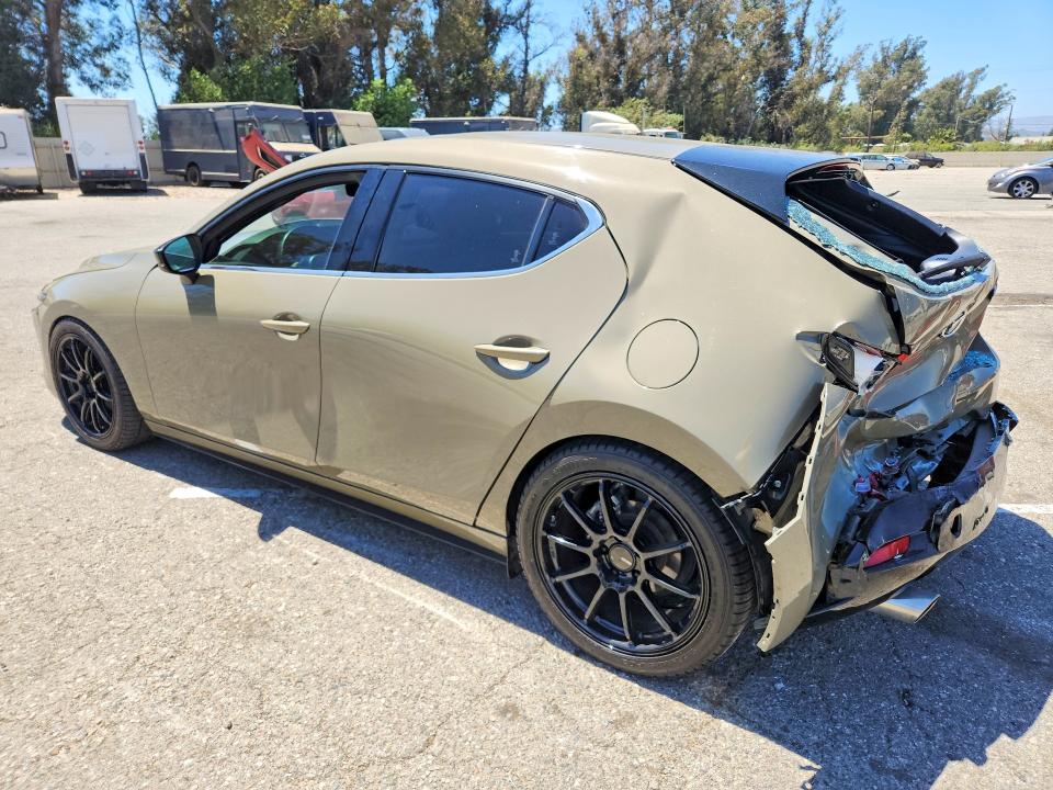 Photo 2 from auction – 2024 MAZDA 3 with VIN JM1BPBYY2R1717307