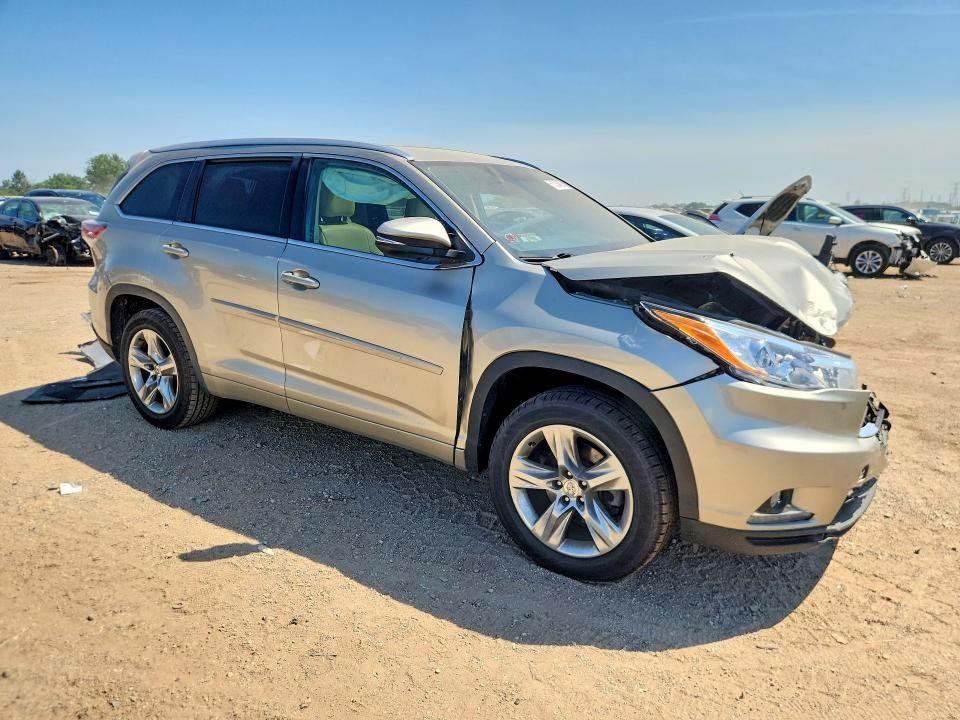 Photo 4 from auction – 2015 TOYOTA HIGHLANDER with VIN 5TDYKRFH5FS046086
