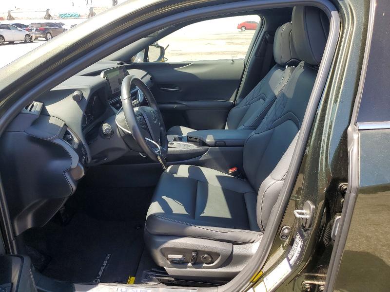 Photo 7 from auction – 2023 LEXUS UX 250H with VIN JTHX6JBH4P2150647