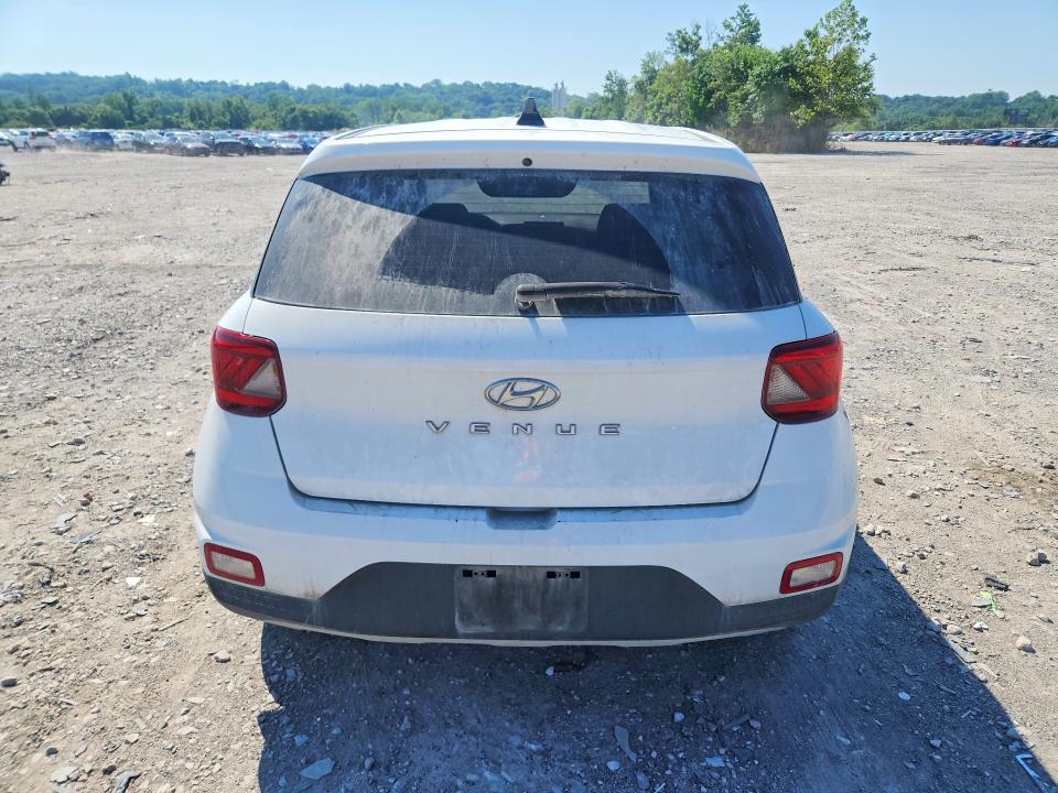 Photo 6 from auction – 2022 HYUNDAI VENUE with VIN KMHRB8A38NU133576