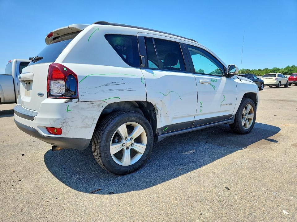 Photo 3 from auction – 2016 JEEP COMPASS with VIN 1C4NJDEB0GD542240