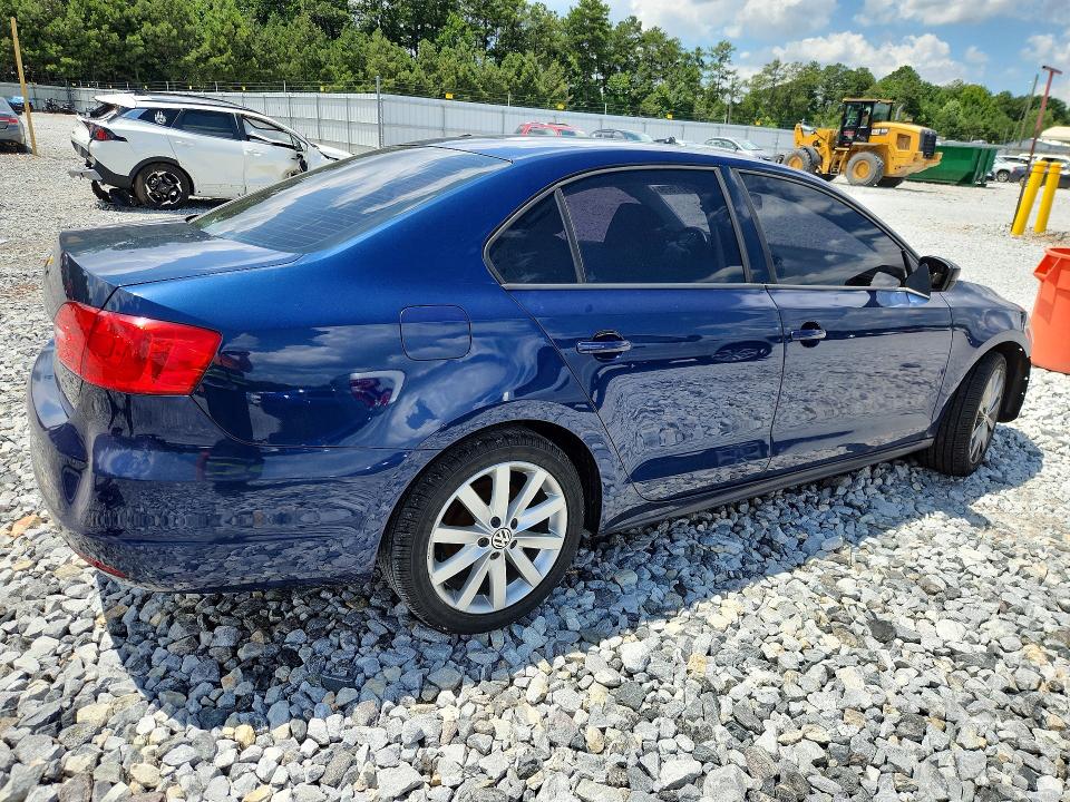 Photo 3 from auction – 2012 VOLKSWAGEN JETTA with VIN 3VW2K7AJ2CM332152