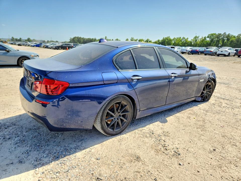 Photo 3 from auction – 2016 BMW 528 with VIN WBA5A5C58GG351289