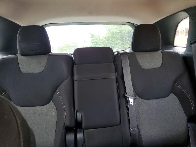 Photo 10 from auction – 2014 JEEP CHEROKEE with VIN 1C4PJLCB3EW312103