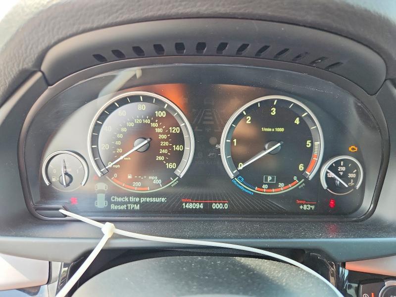 Photo 9 from auction – 2014 BMW X5 with VIN 5UXKS4C5XE0J94303