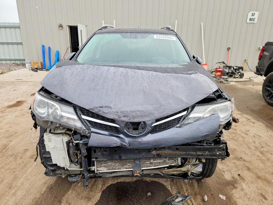 Photo 5 from auction – 2015 TOYOTA RAV4 with VIN 2T3RFREV1FW298139