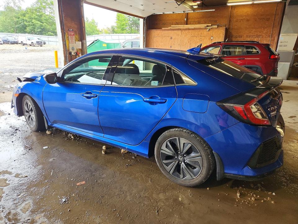 Photo 2 from auction – 2018 HONDA CIVIC with VIN SHHFK7H52JU426027