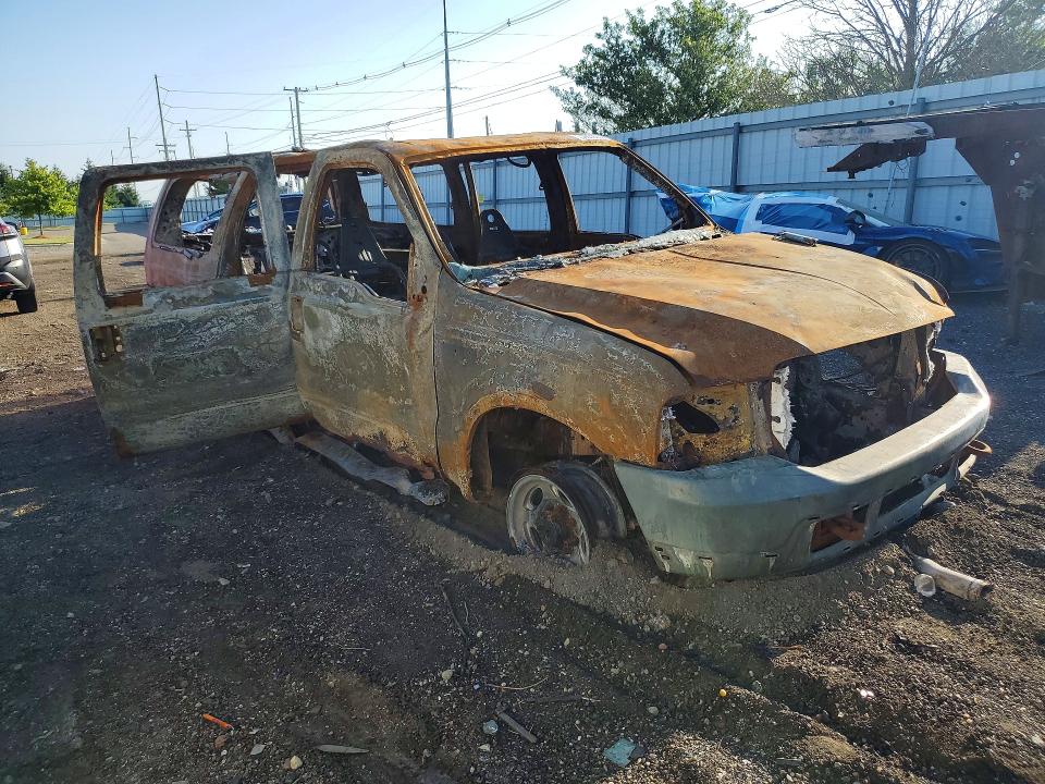 Zdjęcie 4 z aukcji – 2000 FORD EXCURSION z VIN 1FMSU43F1YED27599