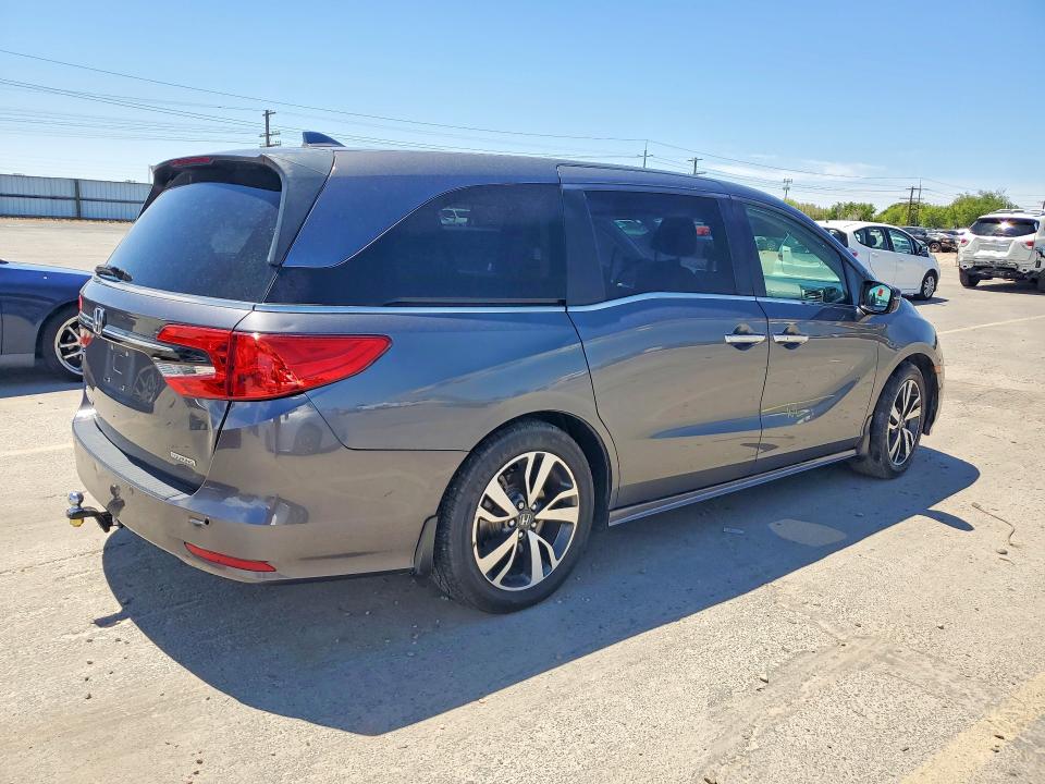 Photo 3 from auction – 2021 HONDA ODYSSEY with VIN 5FNRL6H85MB036429