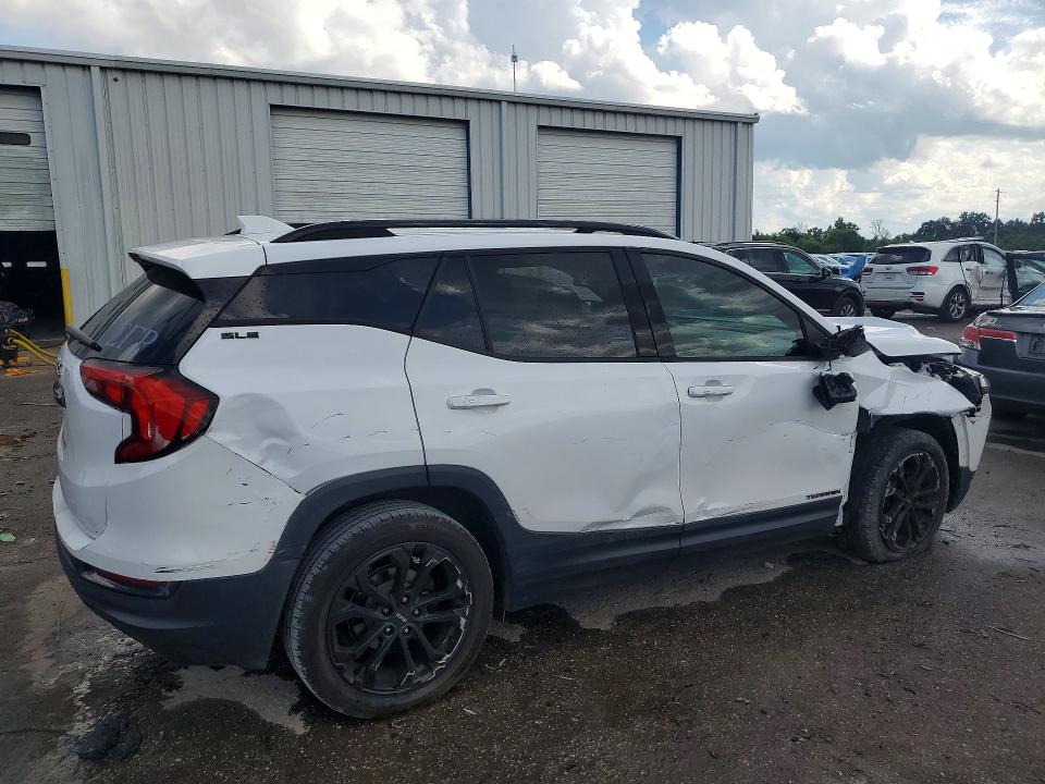Photo 3 from auction – 2020 GMC TERRAIN with VIN 3GKALMEV1LL288775