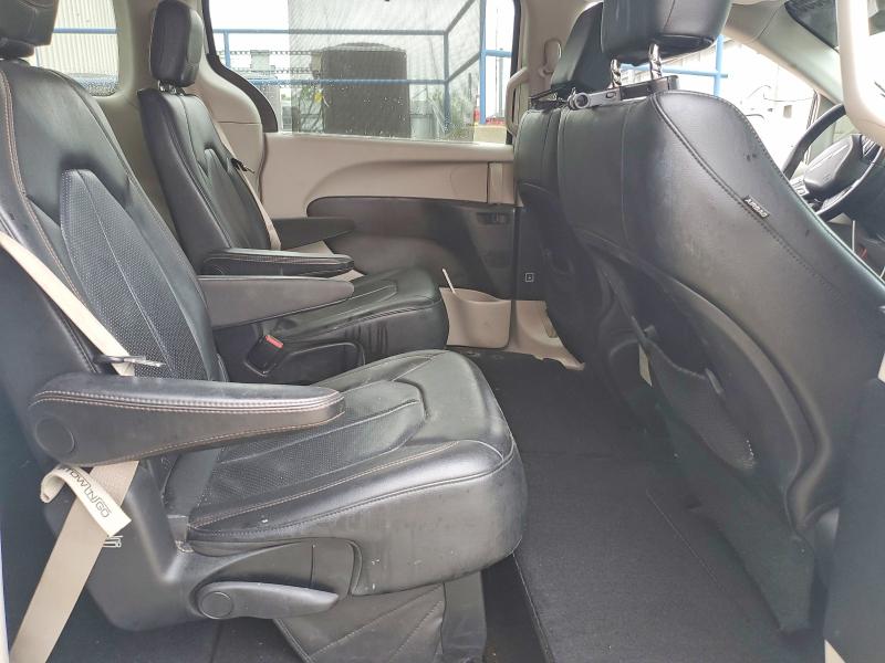 Photo 11 from auction – 2019 CHRYSLER PACIFICA with VIN 2C4RC1BG0KR537491