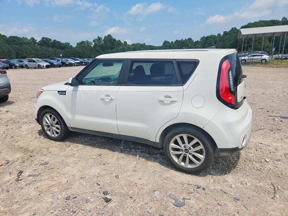 Photo 2 from auction – 2018 KIA SOUL with VIN KNDJP3A5XJ7506679