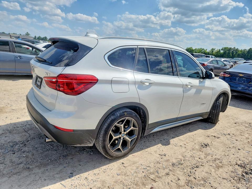 Photo 3 from auction – 2018 BMW X1 with VIN WBXHU7C32J5H45915