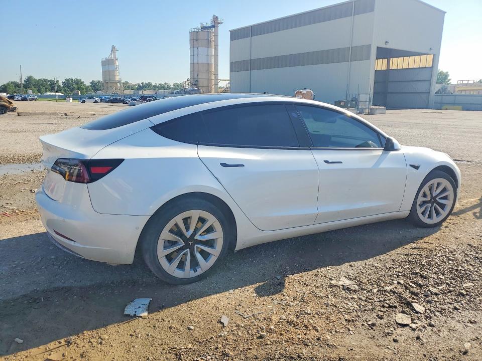 Photo 3 from auction – 2022 TESLA MODEL 3 with VIN 5YJ3E1EAXNF354302