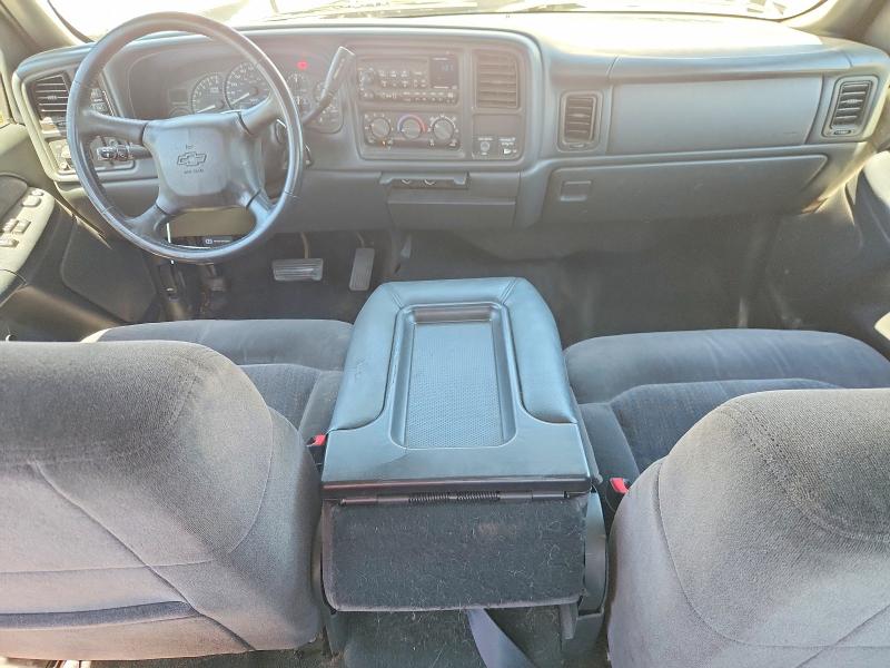 Photo 8 from auction – 2002 CHEVROLET SILVERADO with VIN 2GCEK19T921401931