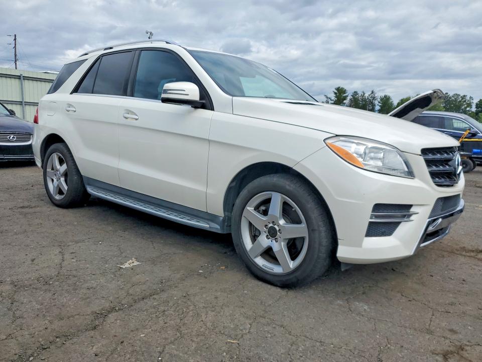 Photo 4 from auction – 2014 MERCEDES-BENZ ML with VIN 4JGDA7DB7EA332064