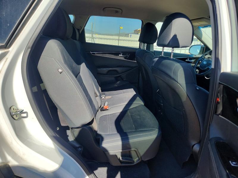 Photo 10 from auction – 2019 KIA SORENTO with VIN 5XYPGDA55KG584761