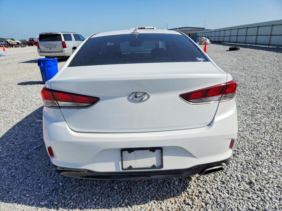 Photo 6 from auction – 2018 HYUNDAI SONATA with VIN 5NPE34AF1JH618536