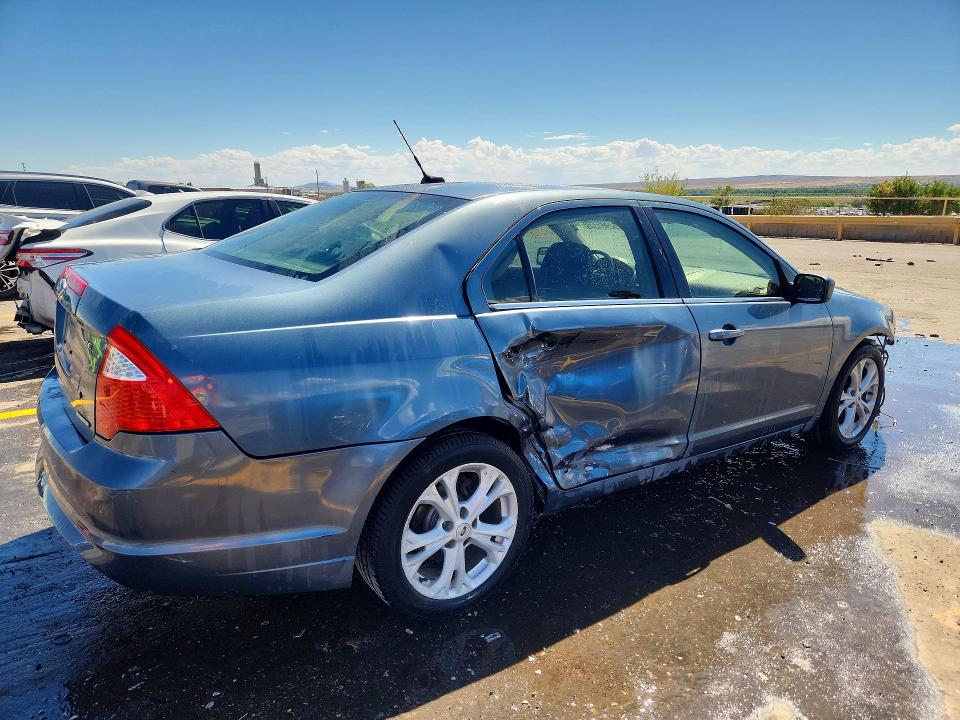 Photo 3 from auction – 2012 FORD FUSION with VIN 3FAHP0HG3CR109708