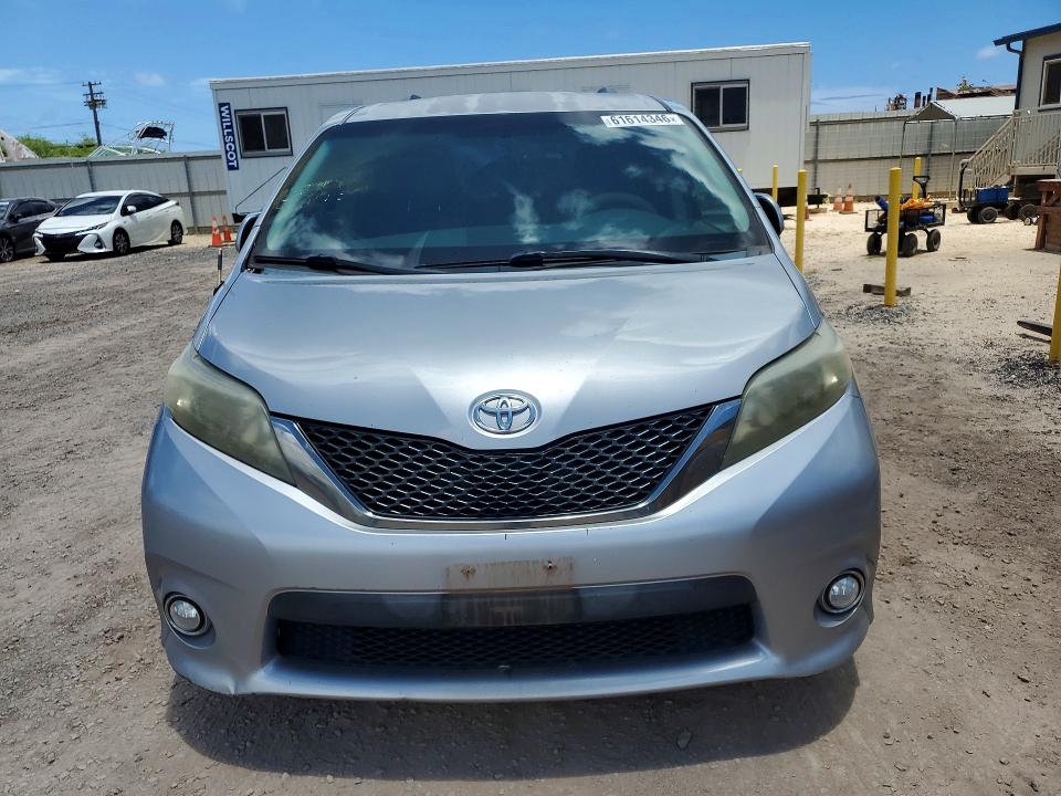 Photo 5 from auction – 2012 TOYOTA SIENNA with VIN 5TDXK3DC3CS249795