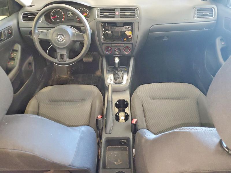 Photo 8 from auction – 2011 VOLKSWAGEN JETTA with VIN 3VW2K7AJ0BM021785